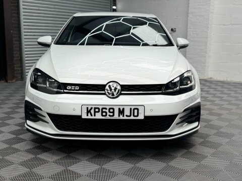 Volkswagen Golf 2.0 Tdi Gtd KP69MJO White #3