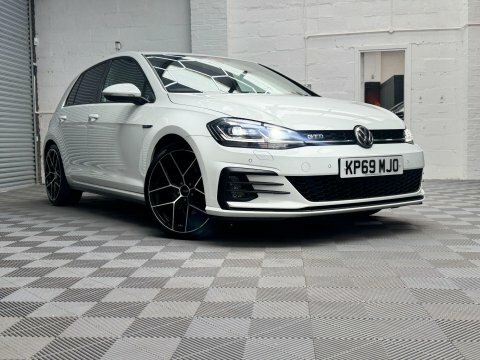 Volkswagen Golf 2.0 Tdi Gtd KP69MJO White