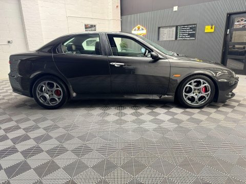 Alfa Romeo 156  Red #18
