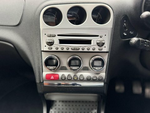 Alfa Romeo 156  Red #19