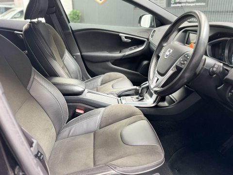 Volvo V40 Silver #21