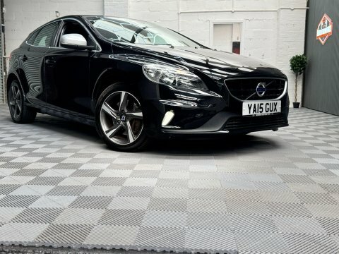 Volvo V40 1.5 T2 R-design Black #5