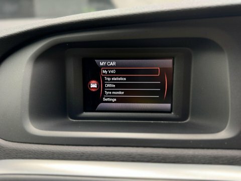 Volvo V40 Silver #26