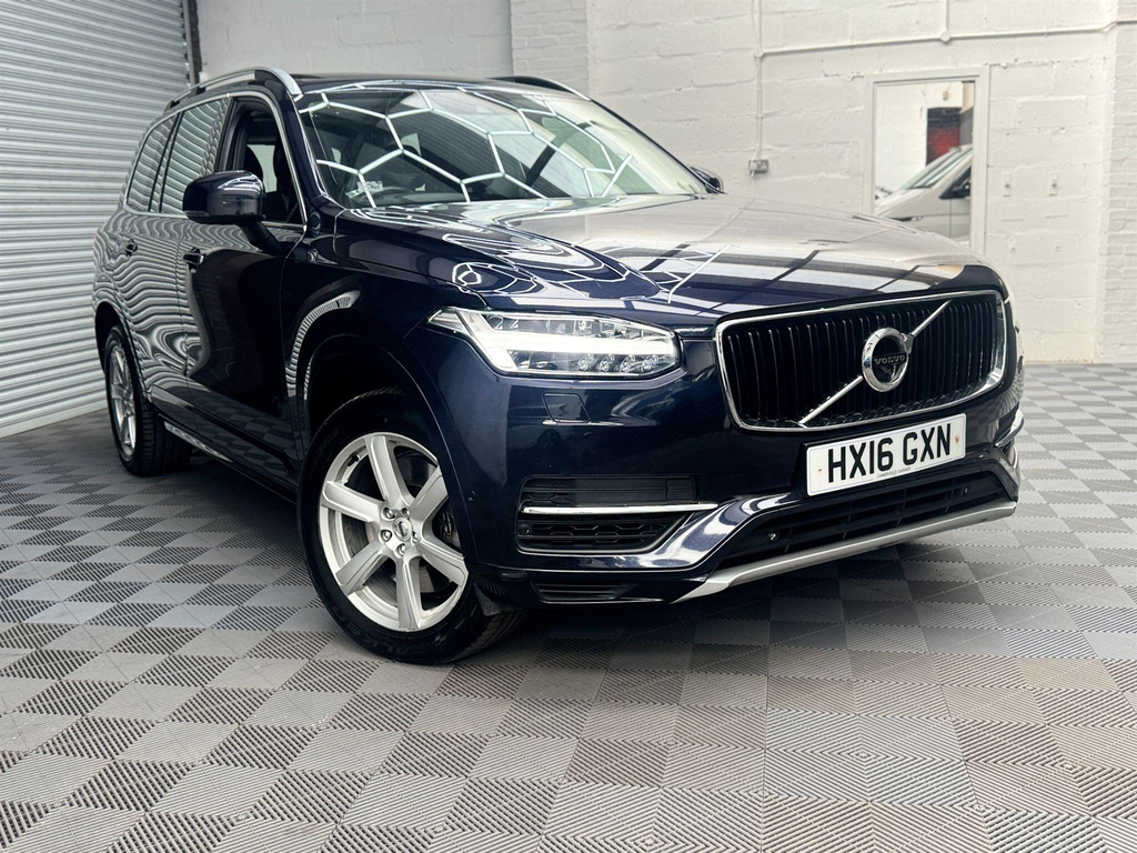 Volvo XC90 2.0H T8 Twin Engine 9.2Kwh Momentum Geartronic 4Wd