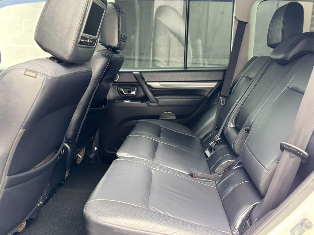 Mitsubishi Shogun 3.2 Di-dc Elegance 4Wd Euro 5 White #20