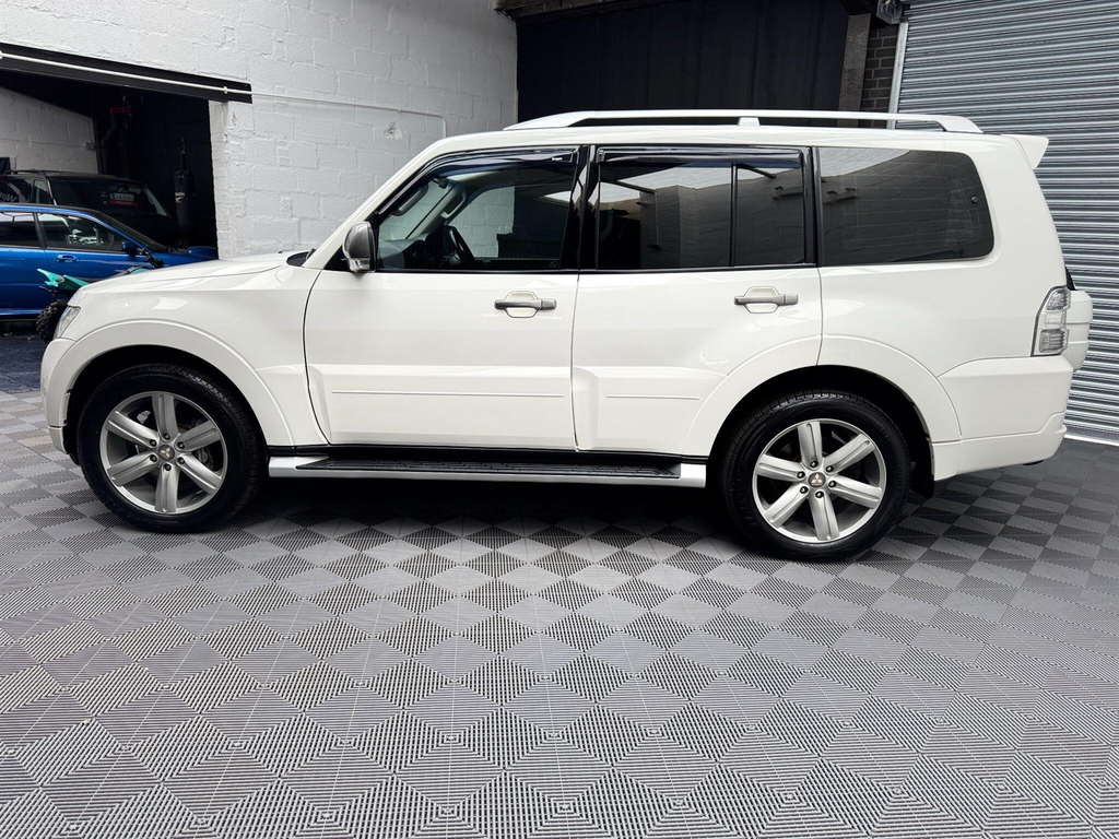 Mitsubishi Shogun 3.2 Di-dc Diamond 4Wd Euro 5 Lwb White #5