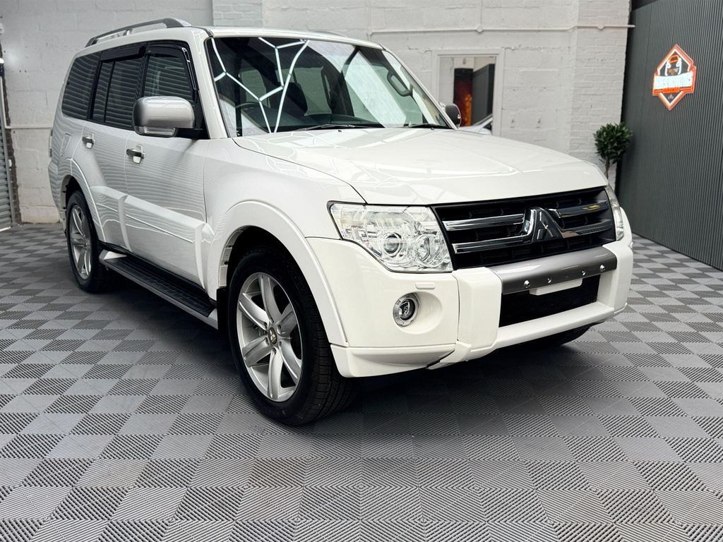 Mitsubishi Shogun 3.2 Di-dc Elegance 4Wd Euro 5 White #8