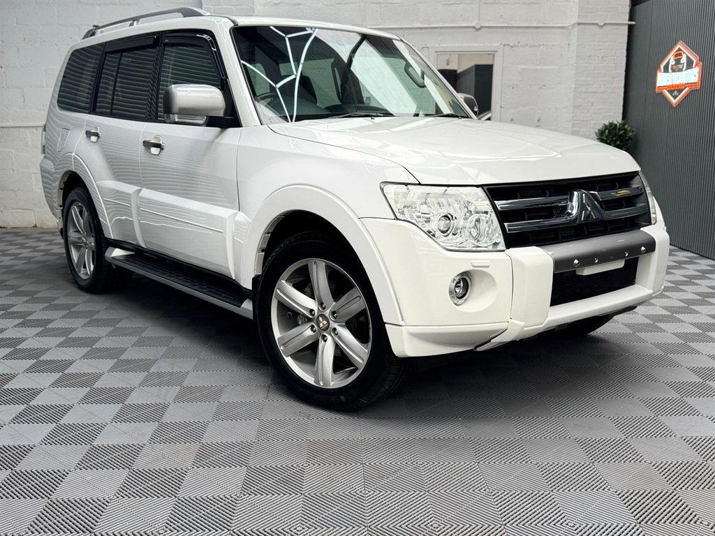 Mitsubishi Shogun 3.2 Di-dc Diamond 4Wd Euro 5 Lwb White