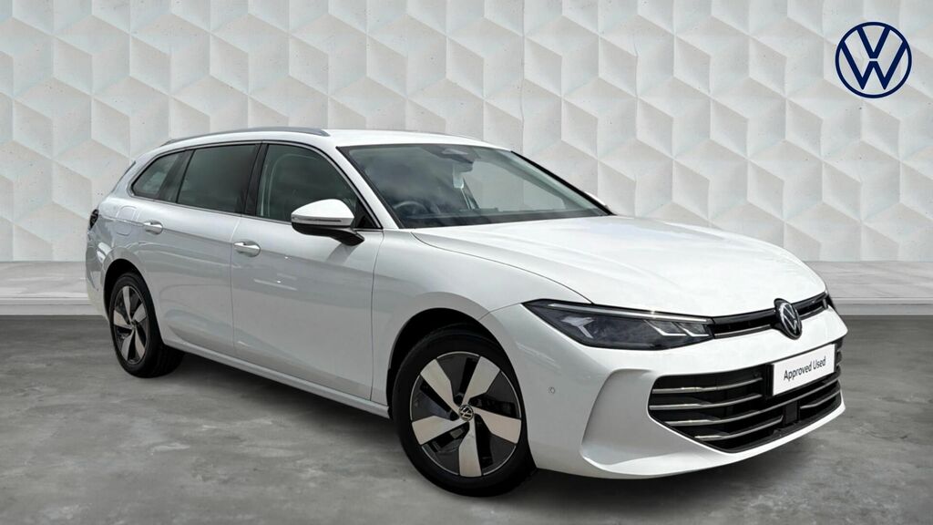 Volkswagen Passat Etsi Mhev Life Dsg Euro 6 5-Door White