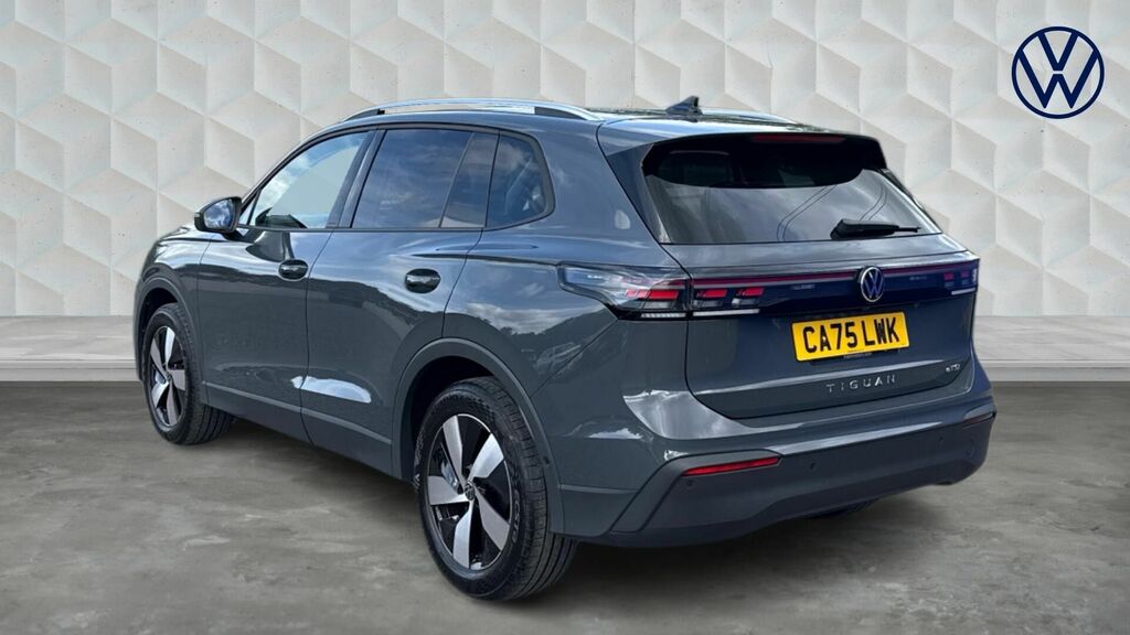 Volkswagen Tiguan Etsi Mhev Match Dsg Euro 6 5-Door CA75LWK Grey #3