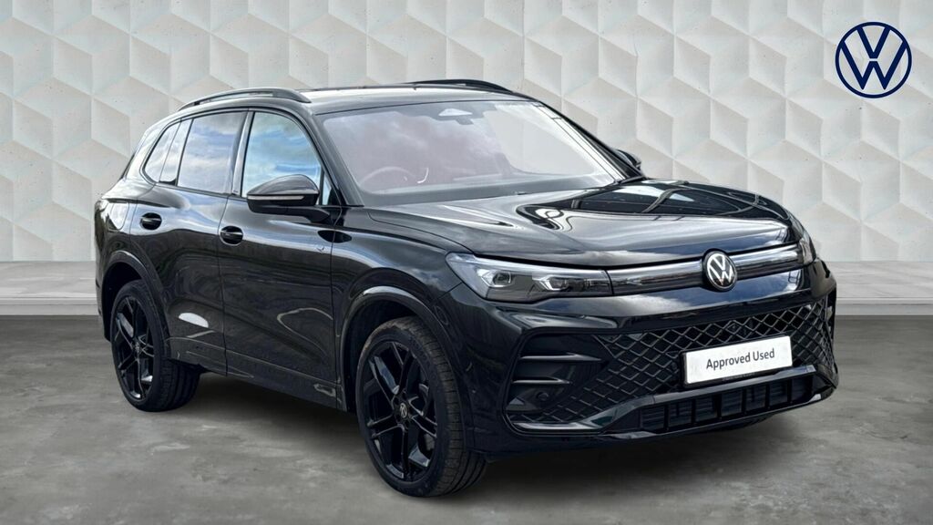 Volkswagen Tiguan 2.0 Tsi Black Edition Dsg 4Motion Euro 6 5-Door Black