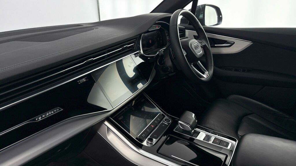 Audi Q7 3.0 Tdi V6 45 Black Edition Tiptronic Quattro Euro GL73KCO Grey #2