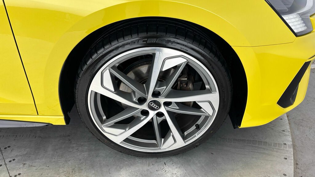 Audi A3 Tfsi 35 Edition 1 Sportback S Tronic Euro 6 5-Door CJ72WBY Yellow #5