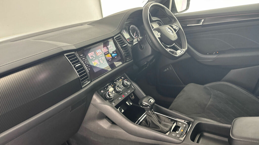 Skoda Kodiaq 2.0 Tdi Sportline Dsg 4Wd Euro 6 5-Door 7 Seat YB22TFE Grey #2