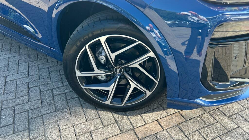 Audi Q6 E-Tron E-tron 100Kwh Black Edition Quattro 5-Door Blue #6