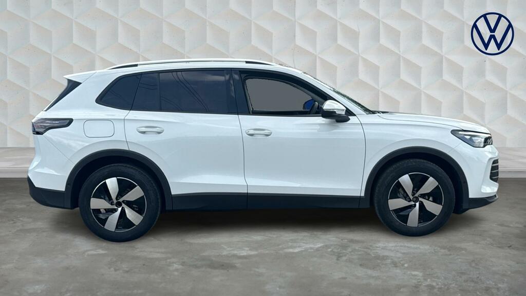 Volkswagen Tiguan Etsi Mhev Match Dsg Euro 6 5-Door White #3