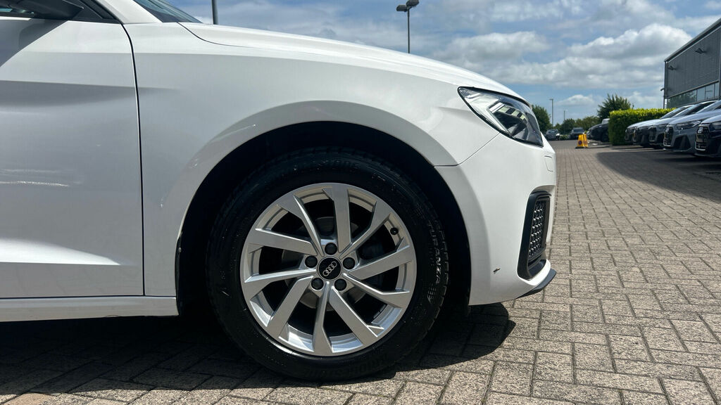 Audi A1 1.0 Tfsi 25 Sport Sportback S Tronic Euro 6 5-Door EN23PWK White #5