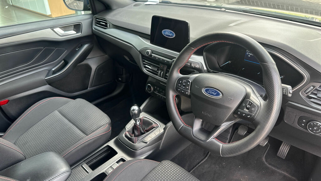Ford Focus 1.0T Ecoboost St-line Euro 6 5-Door WP22LZU Blue #6