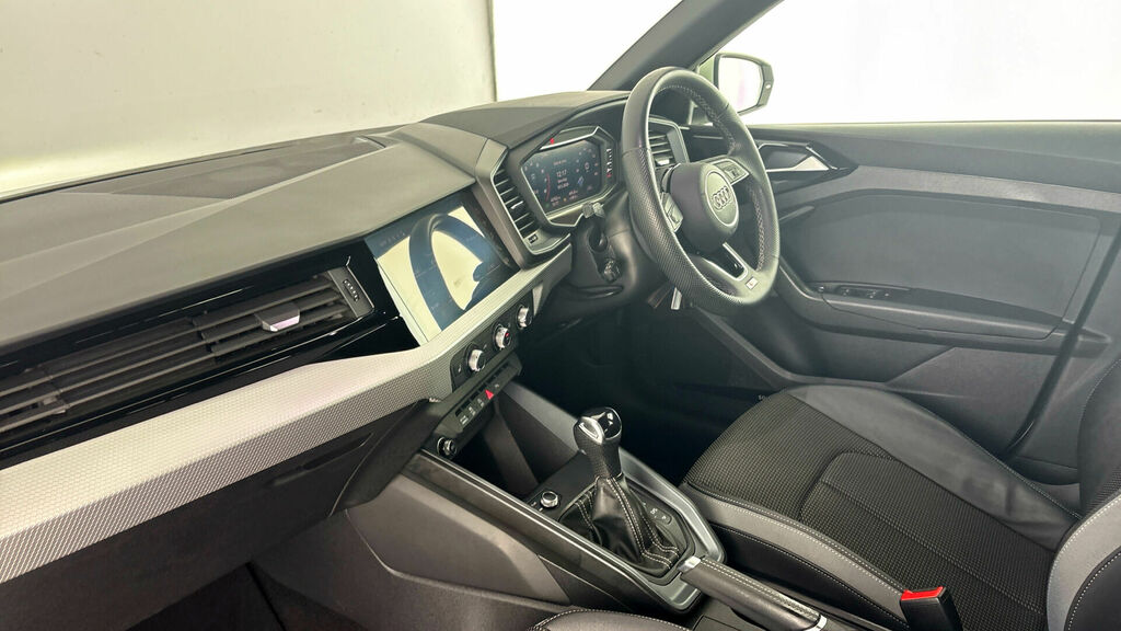 Audi A1 Tfsi 35 S Line Sportback S Tronic Euro 6 5-Door WM72XEH Silver #2