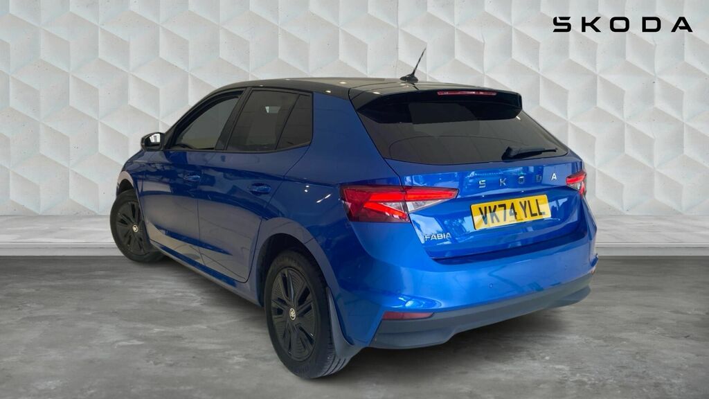 Skoda Fabia 1.0 Tsi Design Edition Euro 6 5-Door VK74YLL Blue #3