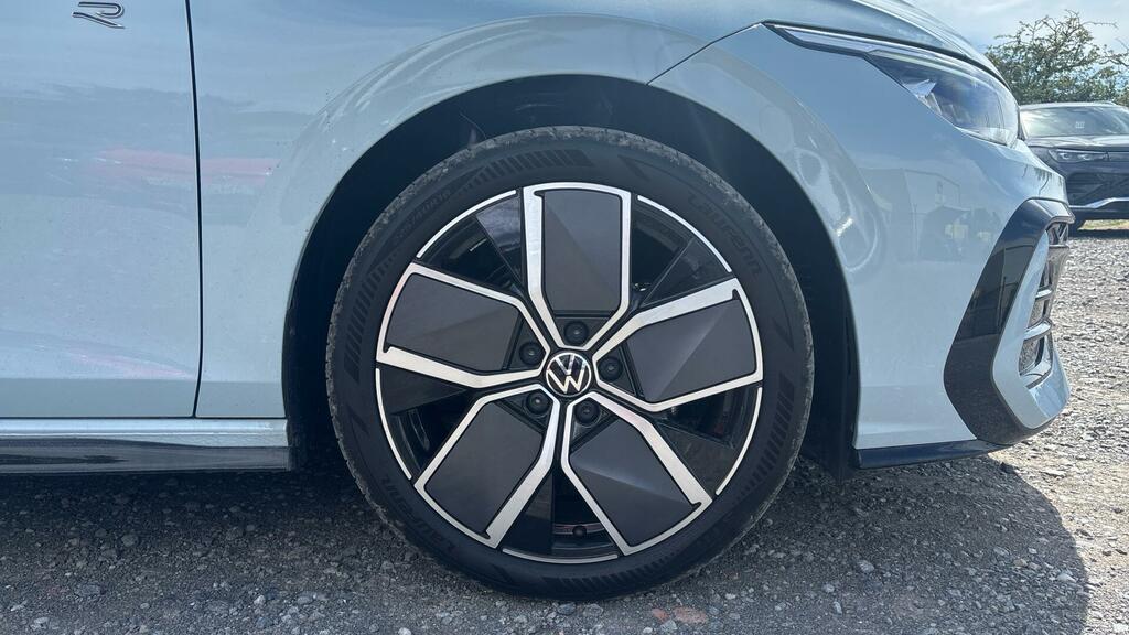 Volkswagen Golf Etsi Mhev R-line Dsg Euro 6 5-Door WV26ZPW #4