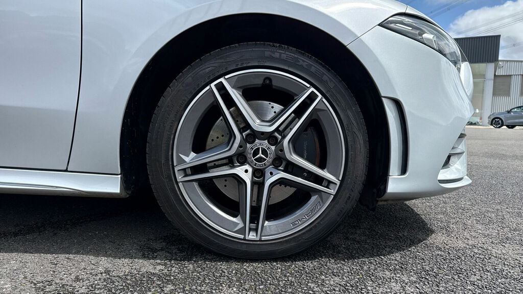 Mercedes-Benz A Class A250e 15.6Kwh Amg Line 8G-dct Euro 6 5-Door LM21UVT Silver #5