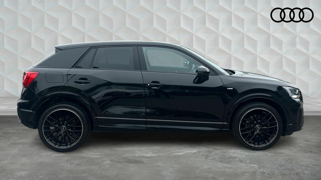 Audi Q2 Tfsi Cod 35 Black Edition Euro 6 5-Door WT23EOW Black #4