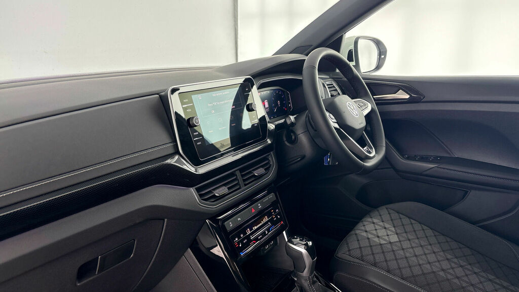 Volkswagen T-Cross 1.0 Tsi R-line Dsg Euro 6 5-Door KR26EHE White #2
