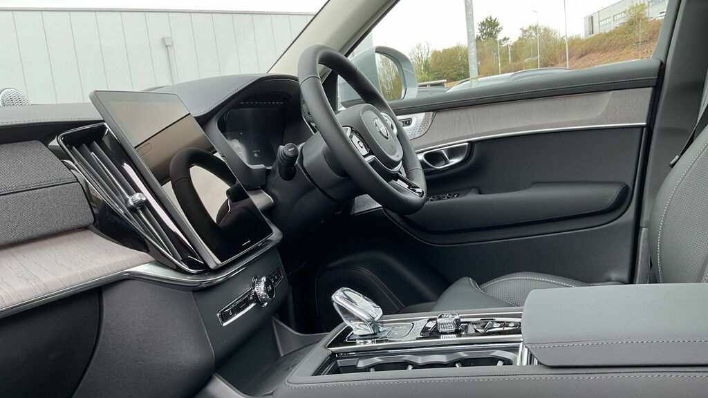 Volvo XC90 2.0 T8 18.8Kwh Ultra Bright 4Wd Euro 6 5-Door CE26SSK Grey #2