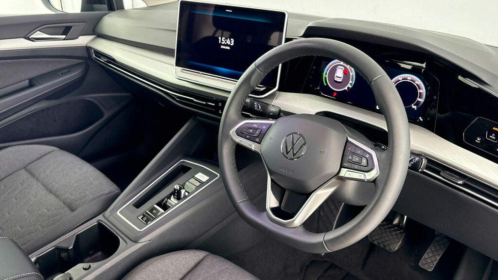 Volkswagen e-Golf Tsi Ehybrid 19.7Kwh Match Dsg Euro 6 5-Door CK26YVM Black #6