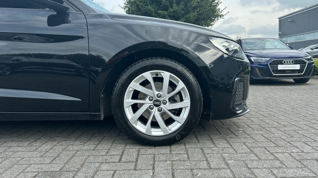 Audi A1 1.0 Tfsi 30 Sport Sportback Euro 6 5-Door WV23YGT Black #5