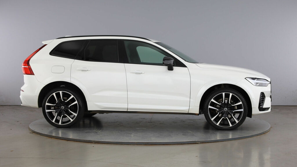 Volvo XC60 2.0H T8 Recharge 11.6Kwh R-design Pro Euro 6 WV71FKF White #4