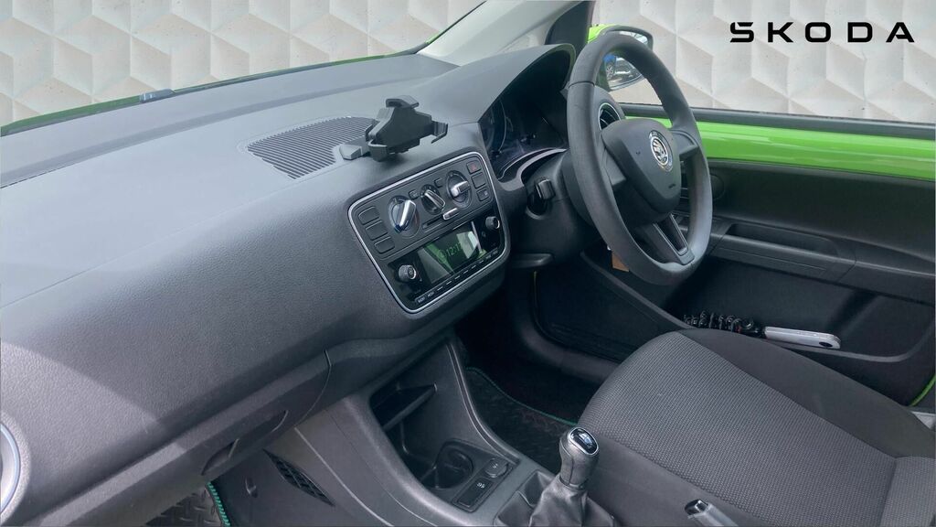 Skoda Citigo 1.0 Mpi Colour Edition Euro 6 5-Door CE68RUW Green #2