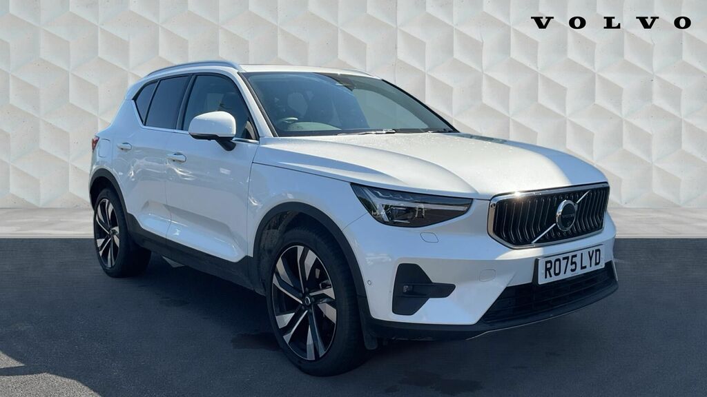 Volvo XC40 2.0 B4 Mhev Ultra Bright Dct Euro 6 5-Door White