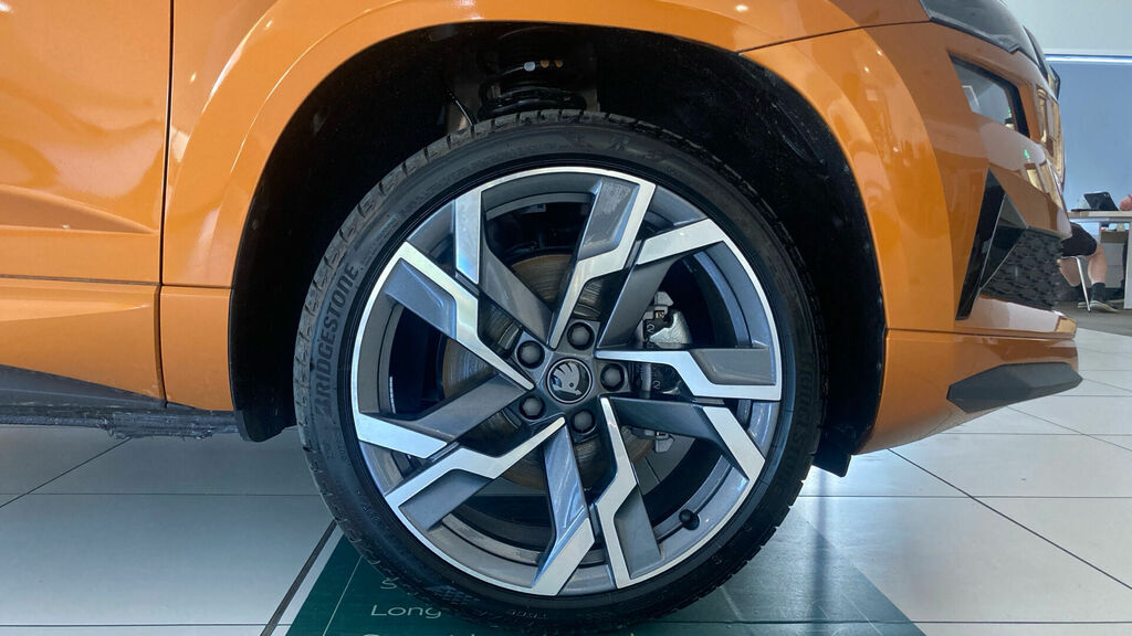 Skoda Karoq Tsi Act Sportline Edition Dsg Euro 6 5-Door WX75DJD Orange #5