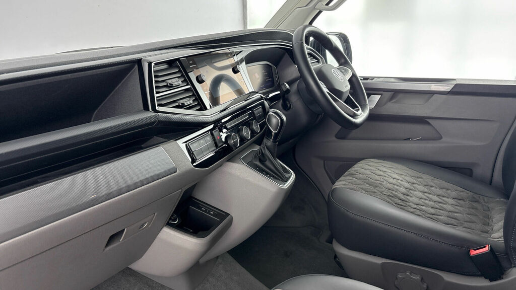 Volkswagen California 2.0 Bitdi Ocean Dsg Euro 6 4-Door CX72VWC Grey #2