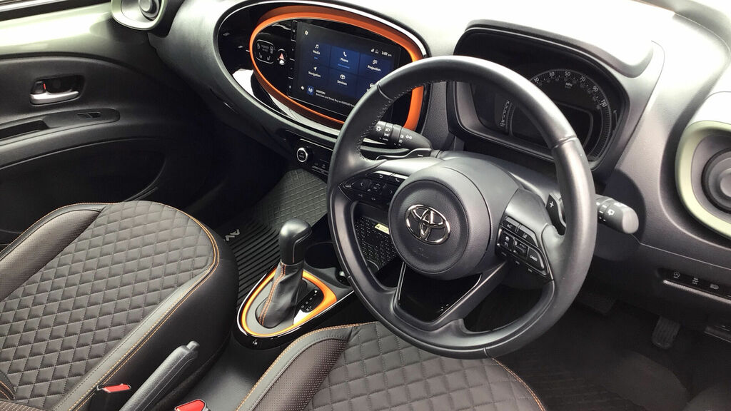 Toyota Aygo X 1.0 Vvt-i Limited Edition Canvas Roof X-shift Eu WR22XLD Green #6