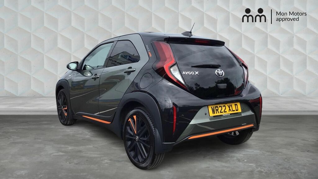 Toyota Aygo X 1.0 Vvt-i Limited Edition Canvas Roof X-shift Eu WR22XLD Green #3