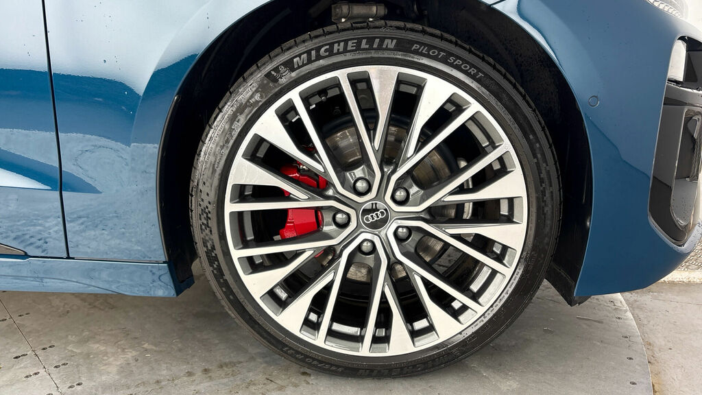 Audi A6 E-tron Sportback 83Kwh Edition 1 5-Door Blue #5