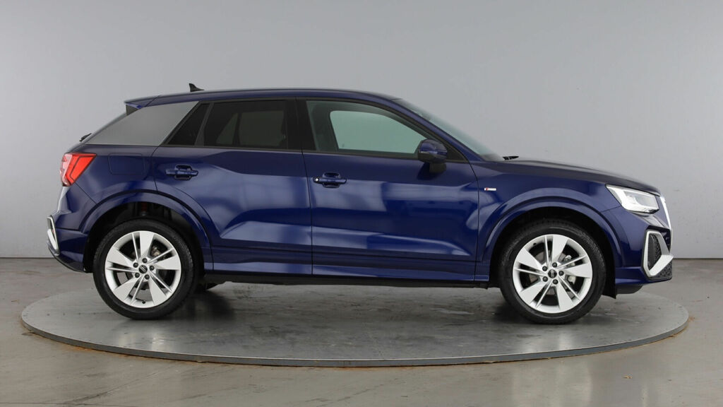Audi Q2 Tfsi Cod 35 S Line S Tronic Euro 6 5-Door KM75CYW Blue #4