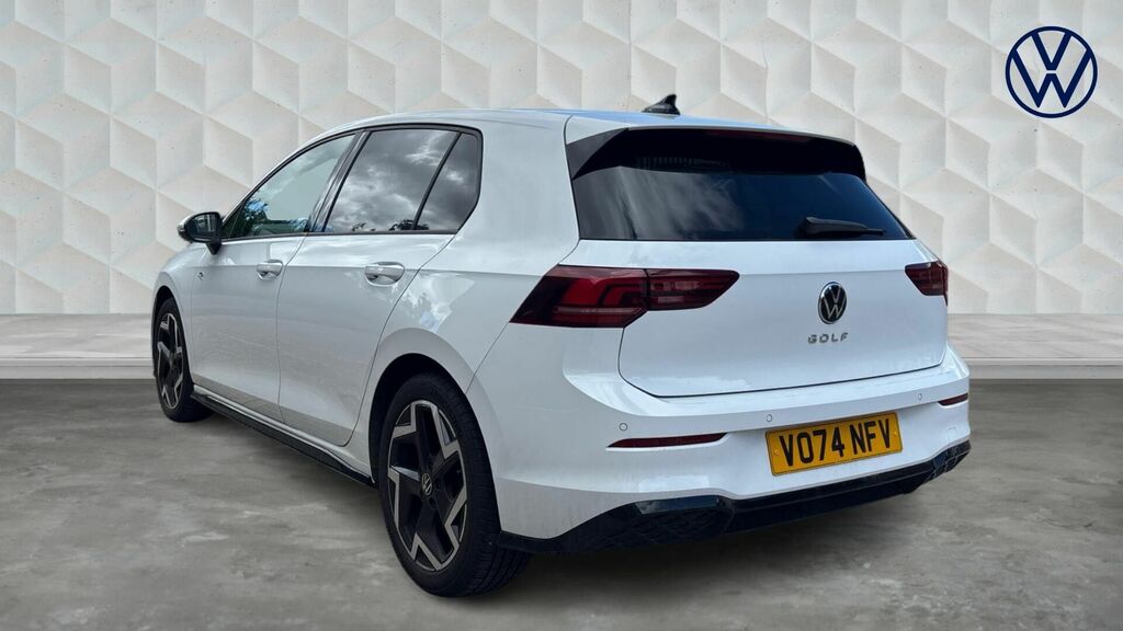 Volkswagen Golf Tsi R-line Euro 6 5-Door V074NFV White #3