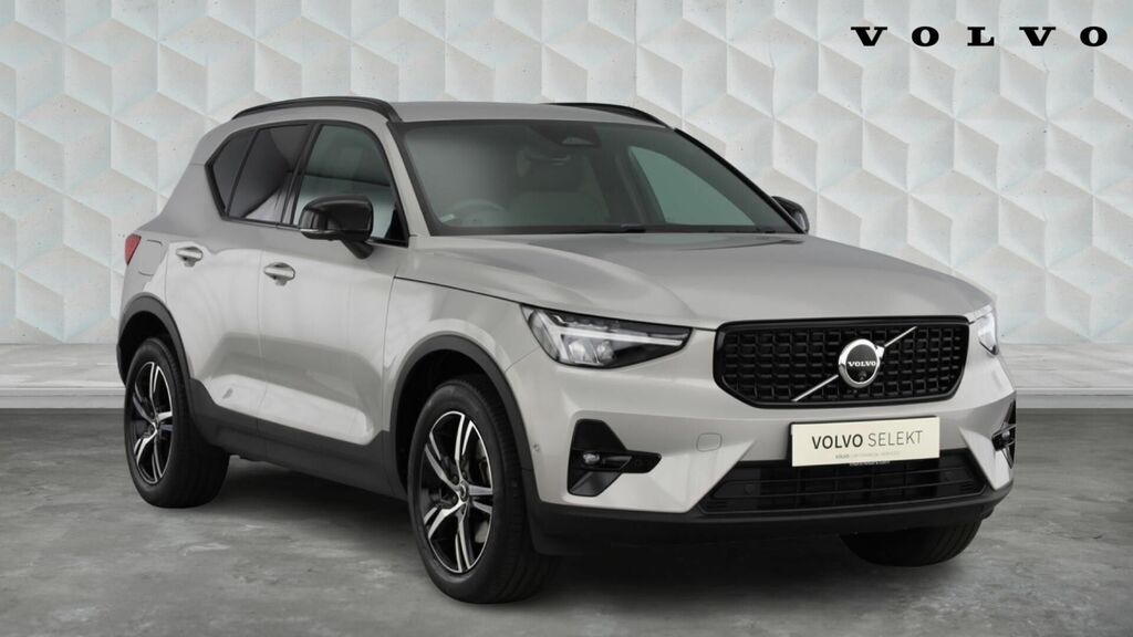 Volvo XC40 2.0 B3 Mhev Plus Dark Dct Euro 6 5-Door Silver