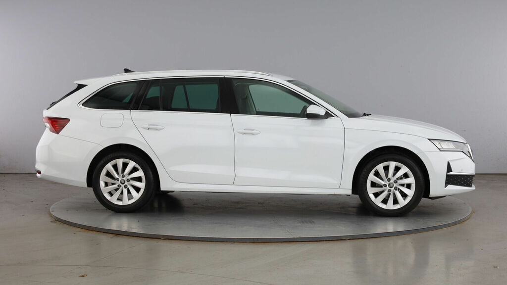 Skoda Octavia Tsi Act Se L Euro 6 5-Door White #4