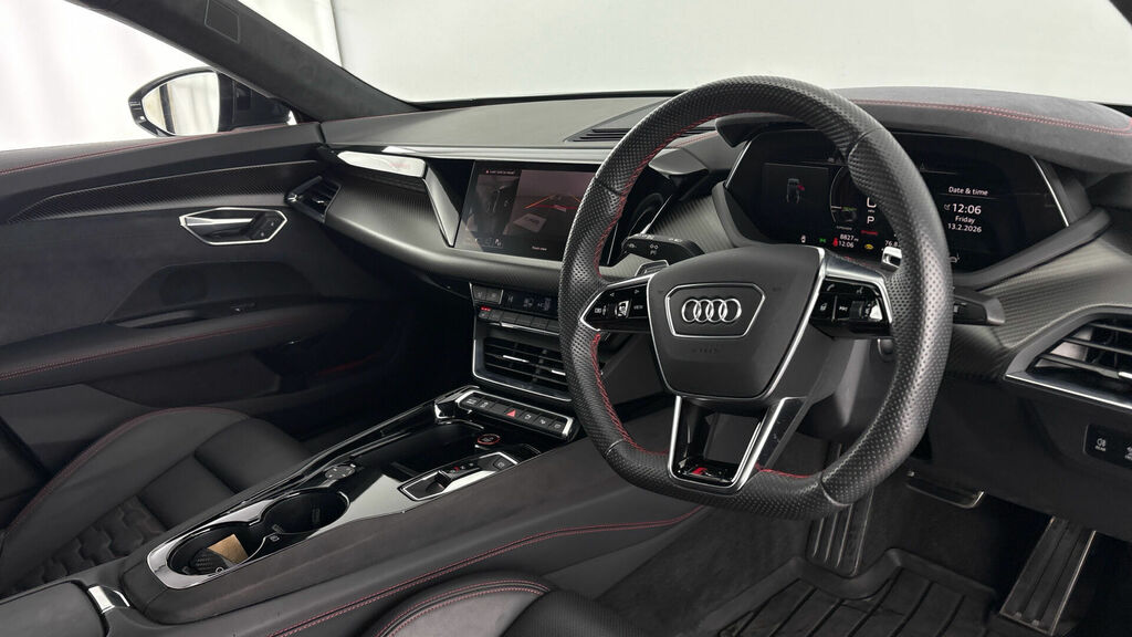 Audi Rs E-Tron Gt 93.4Kwh Carbon Vorsprung Quattro 4-Door Grey #6