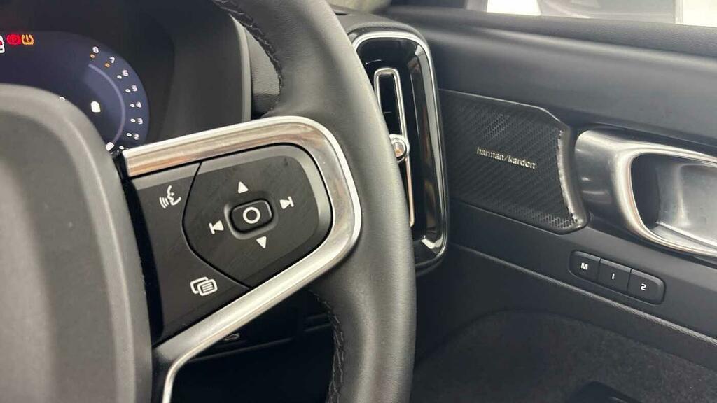 Volvo XC40 Ultra, B4 Mild Hybrid, Dark Blue #36