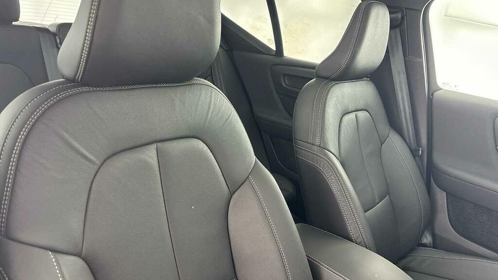 Volvo XC40 Ultra, B4 Mild Hybrid, Dark Blue #23