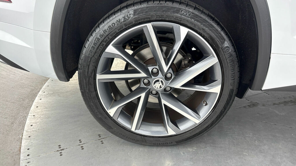Skoda Kodiaq 1.5 Tsi 150Ps Se L Executive 7S Act Dsg Silver #33