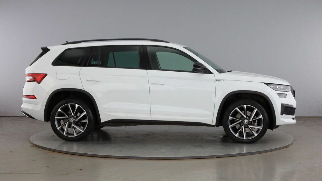 Skoda Kodiaq 2.0 Tdi Sportline Dsg 4Wd Euro 6 5-Door 7 Seat White #4