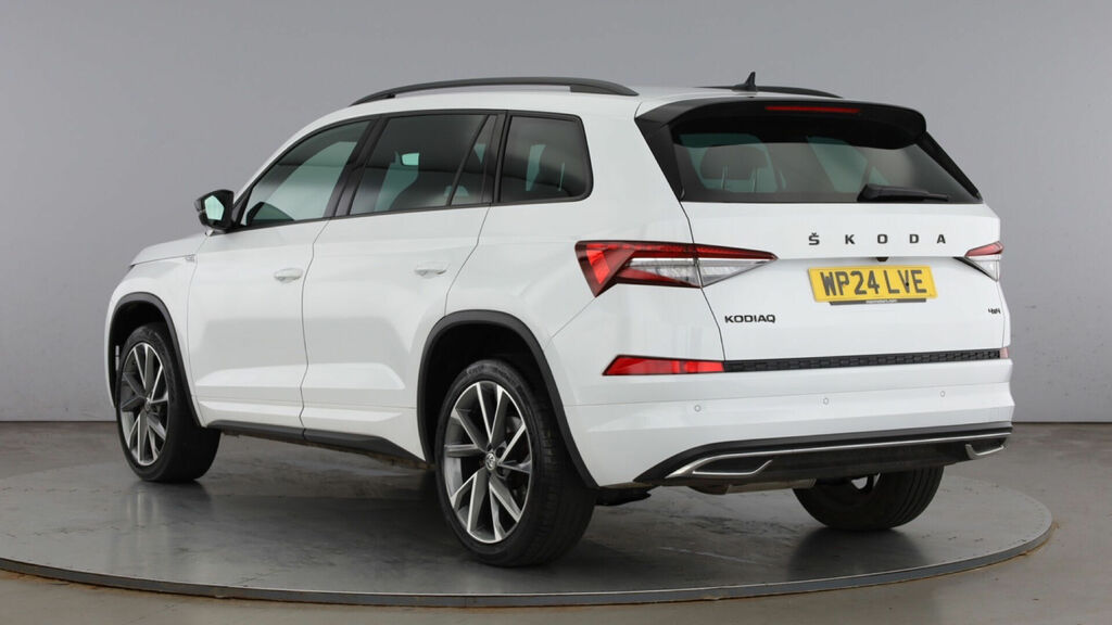 Skoda Kodiaq 2.0 Tdi Sportline Dsg 4Wd Euro 6 5-Door 7 Seat White #3