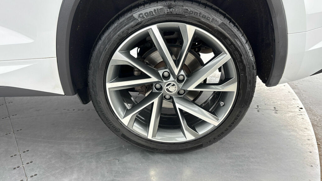 Skoda Kodiaq 1.5 Tsi 150Ps Se L Executive 7S Act Dsg Silver #37